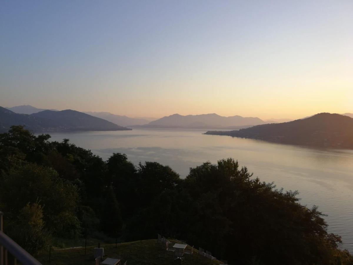 Appartement Il Planetario à Verbania Extérieur photo